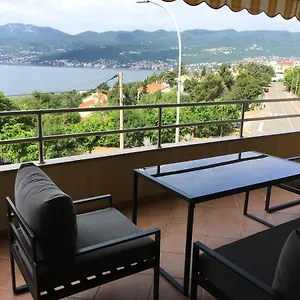  Apartment Swimming Croatia