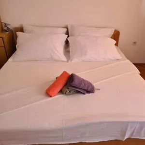 Jenifer Guest house