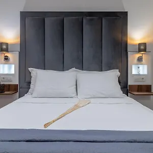 Antares Luxury 2 Guest house
